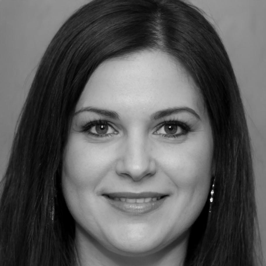 Finanzexpertin Sarah Weber